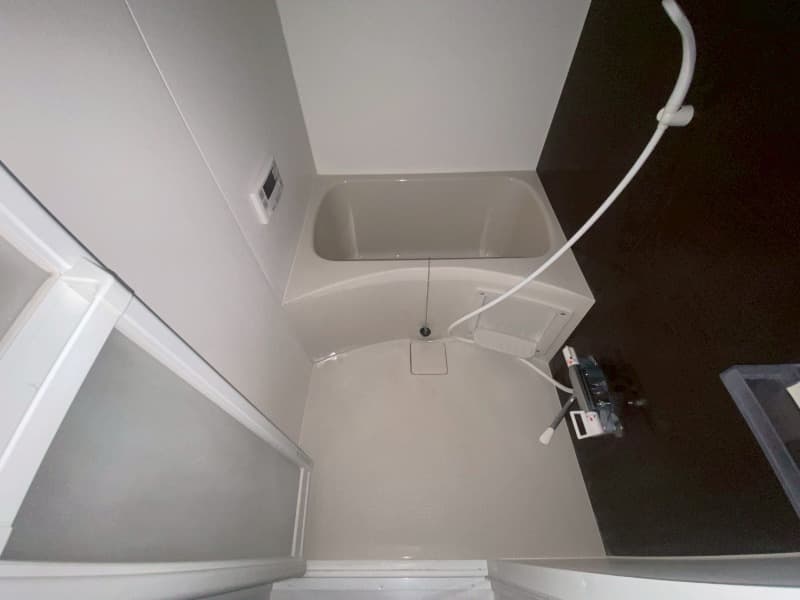 Room image 14