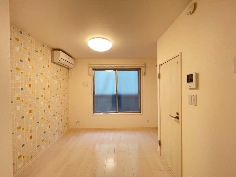 Room image 11