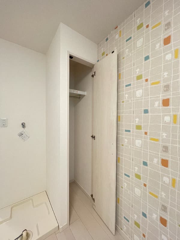 Room image 12