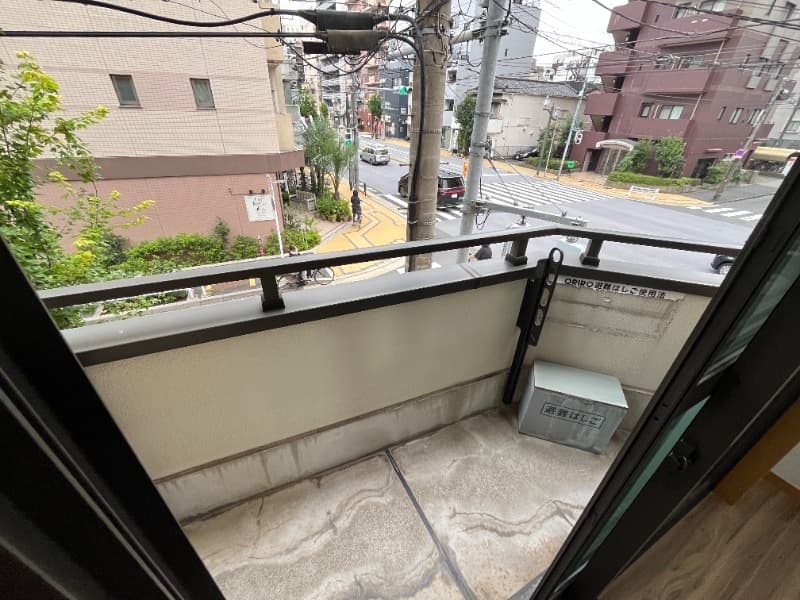Room image 15