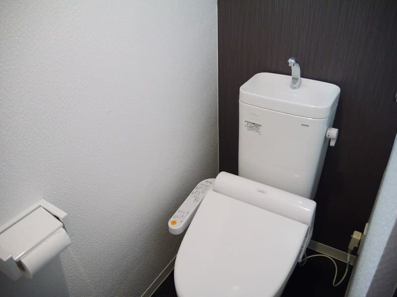 Room image 15