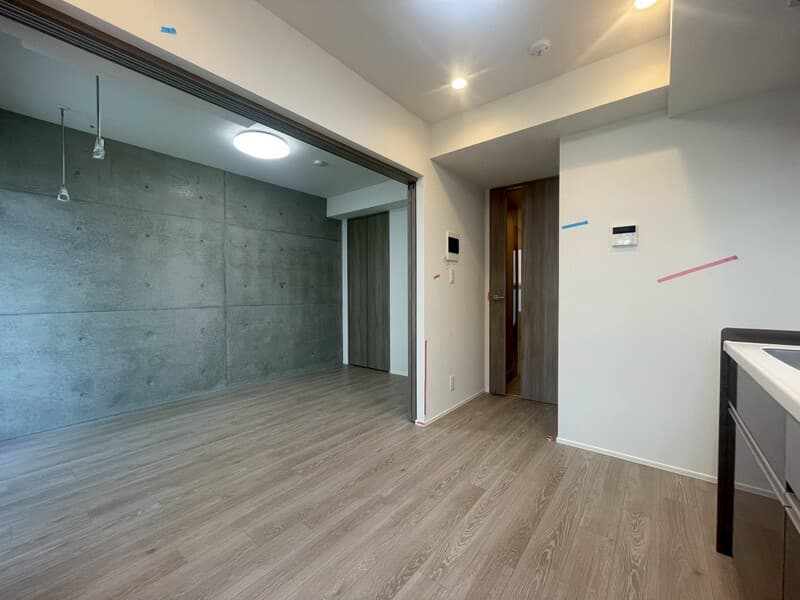 Room image 11