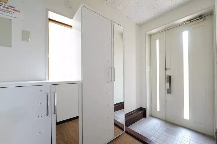 Room image 11