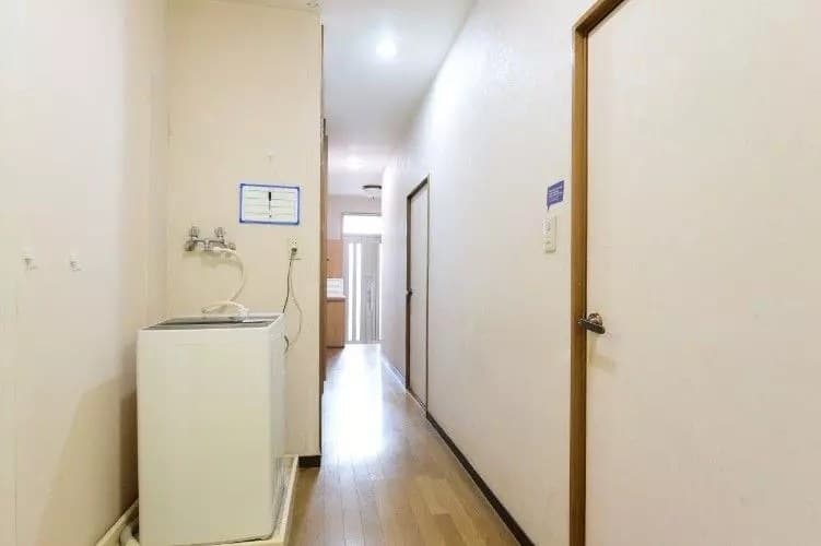 Room image 13