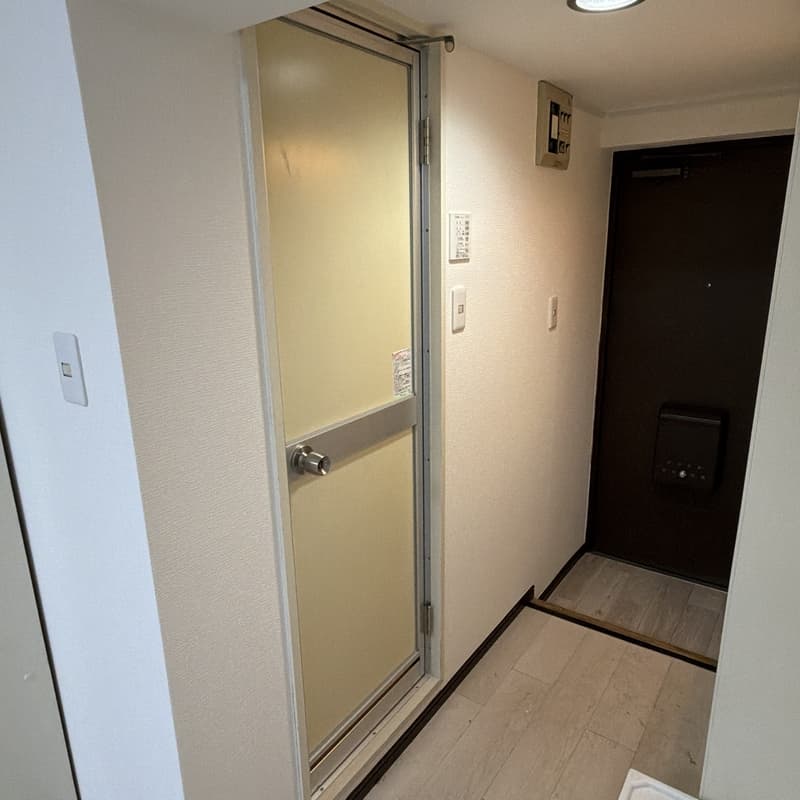 Room image 8