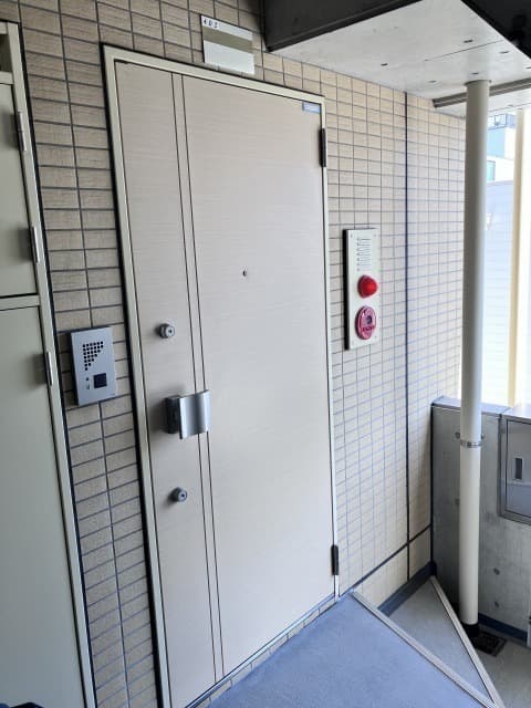 Room image 12