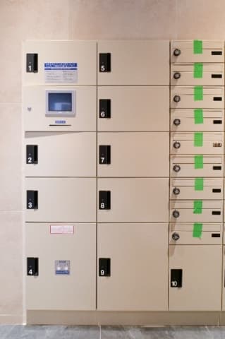 Room image 12