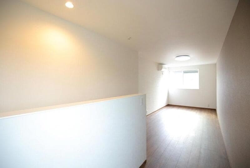 Room image 14