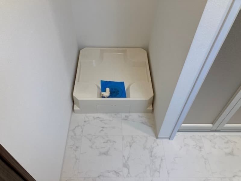 Room image 15