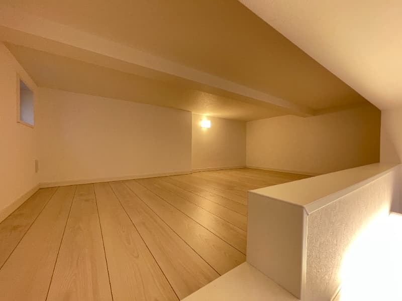 Room image 11