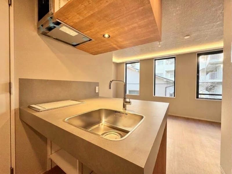 Room image 10