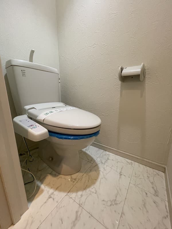 Room image 15