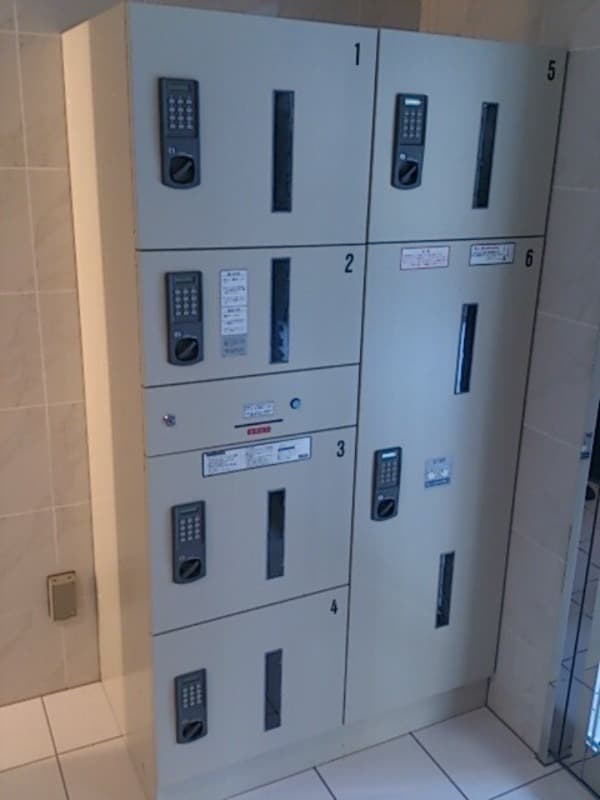 Room image 11