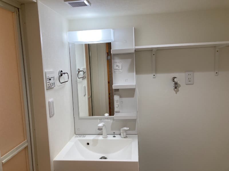 Room image 14