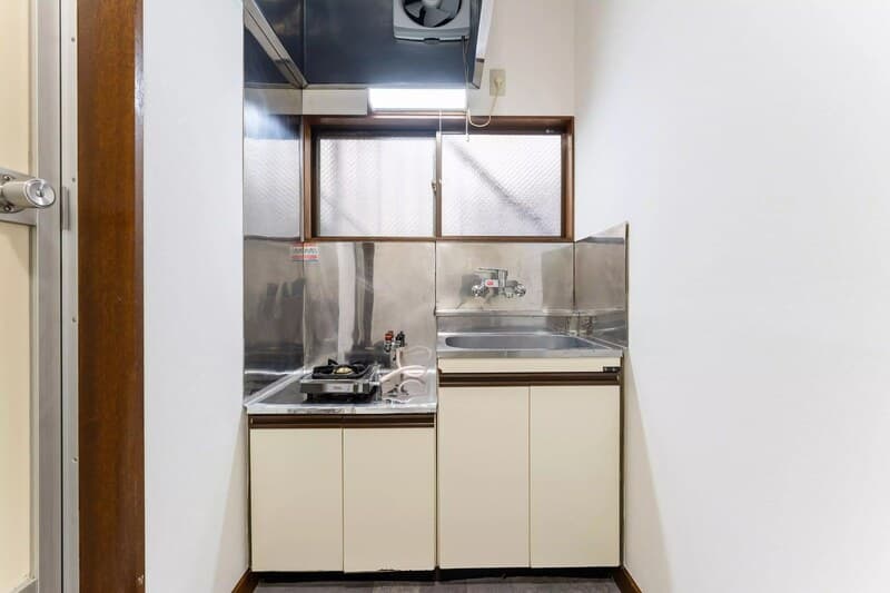 Room image 13