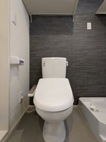 Room image 16