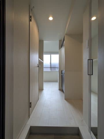 Room image 15