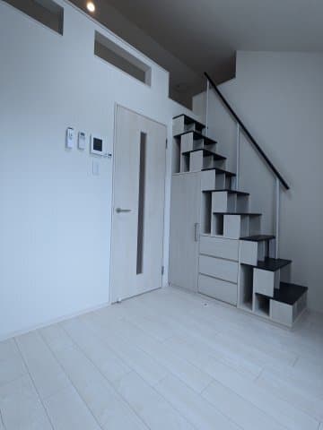 Room image 9