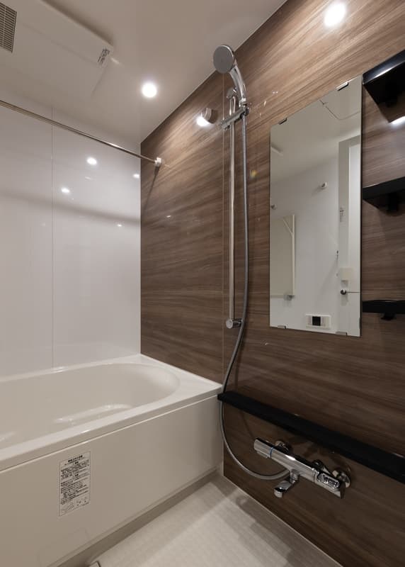 Room image 11