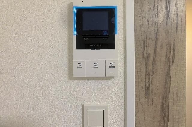 Room image 12