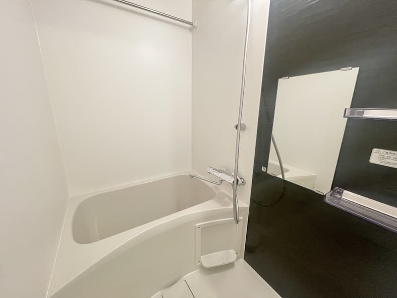 Room image 13