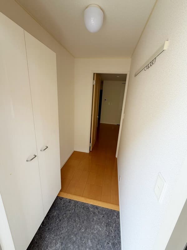 Room image 16