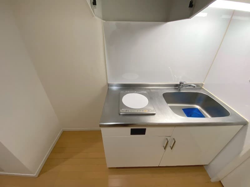 Room image 11