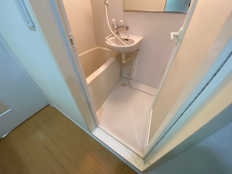 Room image 13