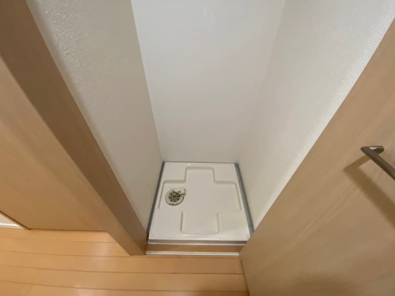 Room image 15