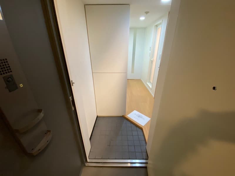 Room image 16