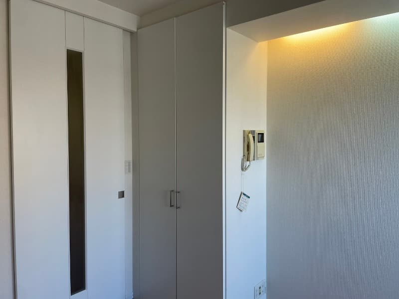 Room image 8