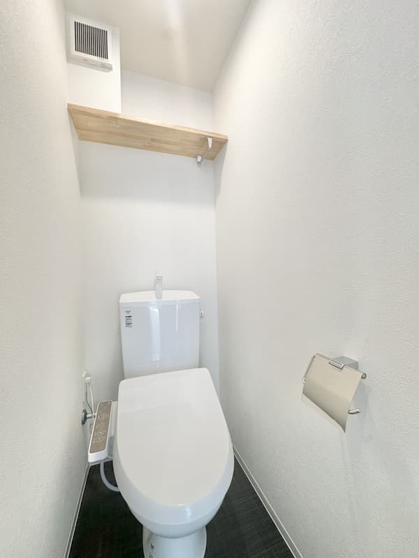Room image 12