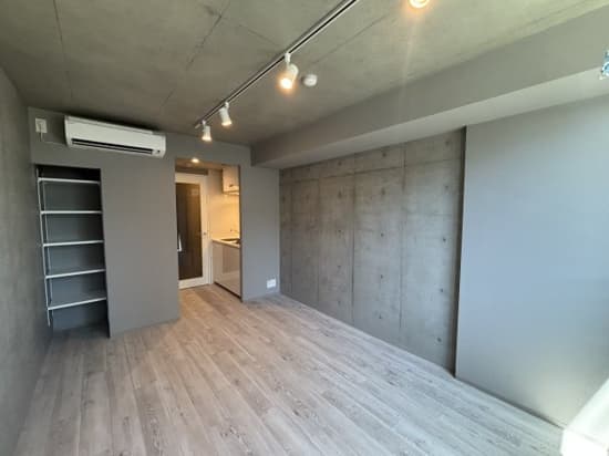 Room image 10