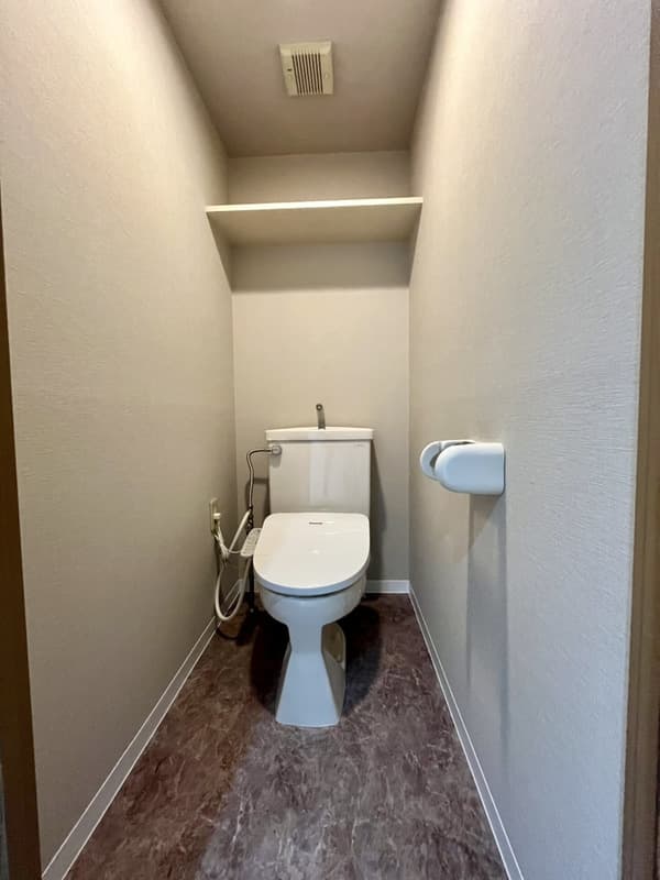 Room image 14