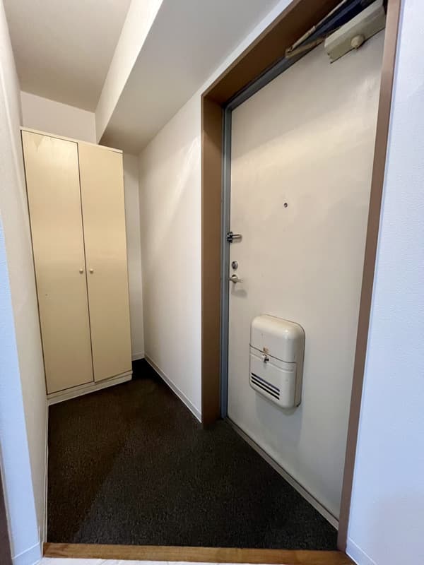 Room image 15
