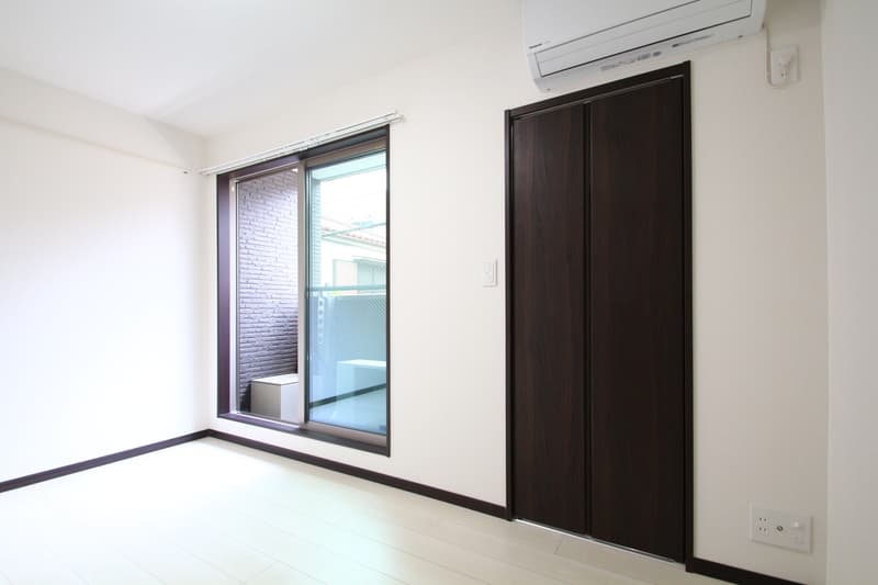 Room image 12