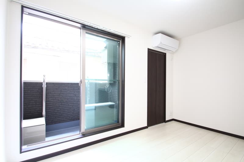 Room image 14