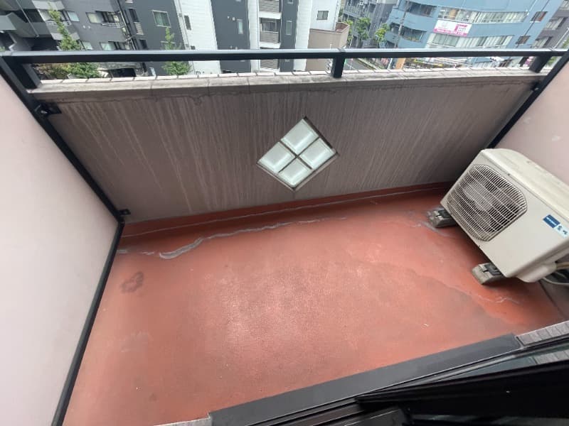 Room image 10