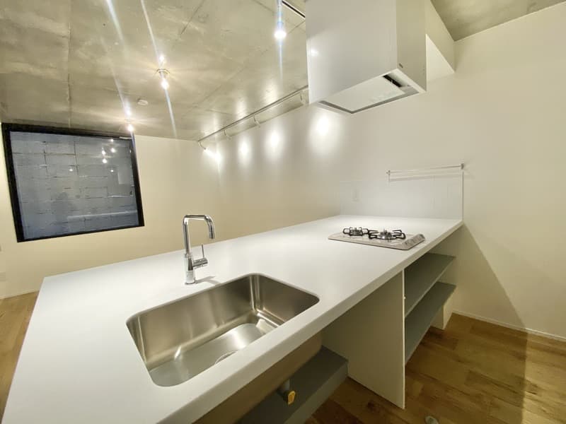 Room image 11