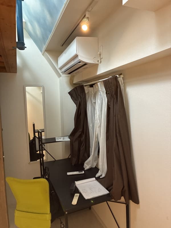 Room image 11