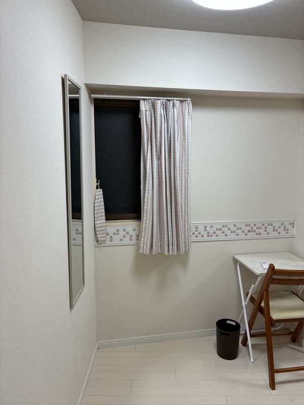 Room image 8