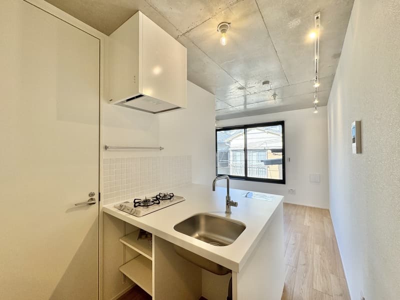 Room image 9