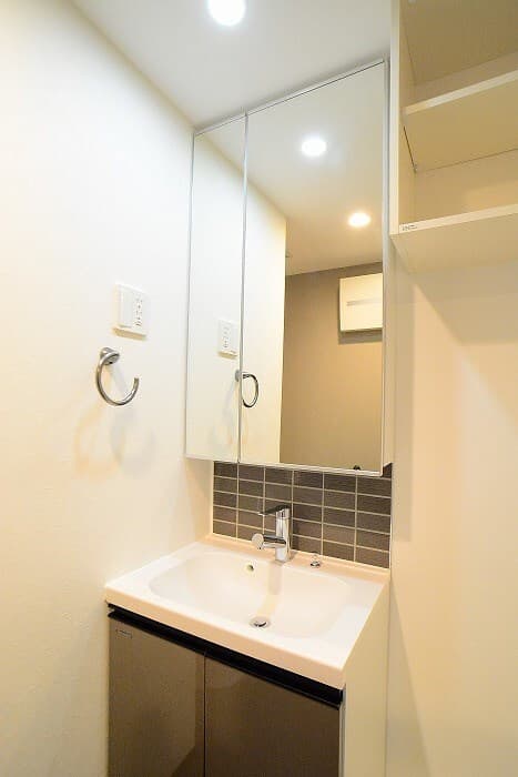 Room image 9