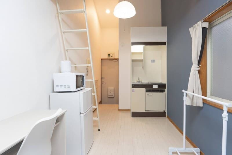 Room image 12