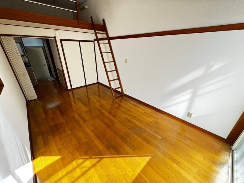 Room image 14