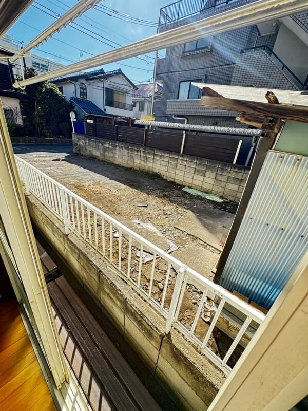 Room image 8