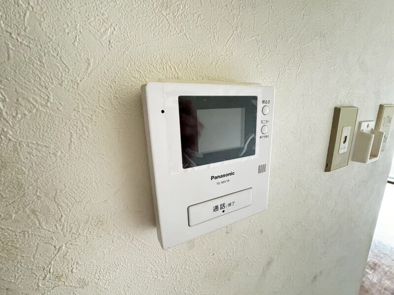 Room image 10
