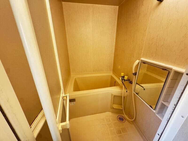 Room image 9