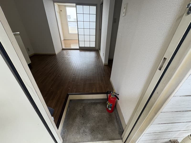 Room image 13