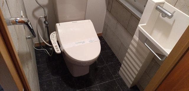 Room image 16